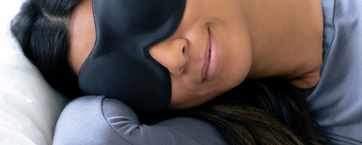 Best Sleep Masks for Total Darkness (2026): Block Light and Sleep Deeper